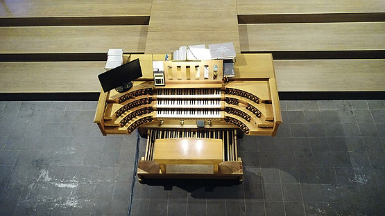 Wirges sucht einen neuen Kirchenmusiker