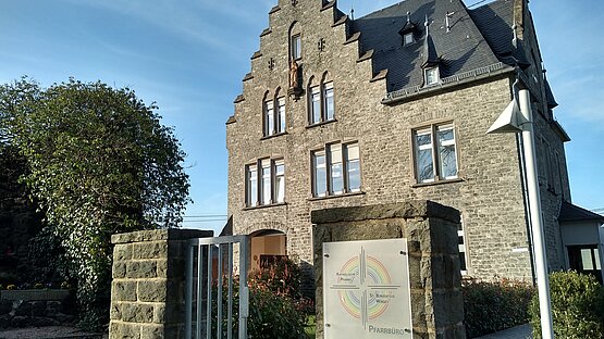 Foto des zentralen Pfarrbüros in Wirges